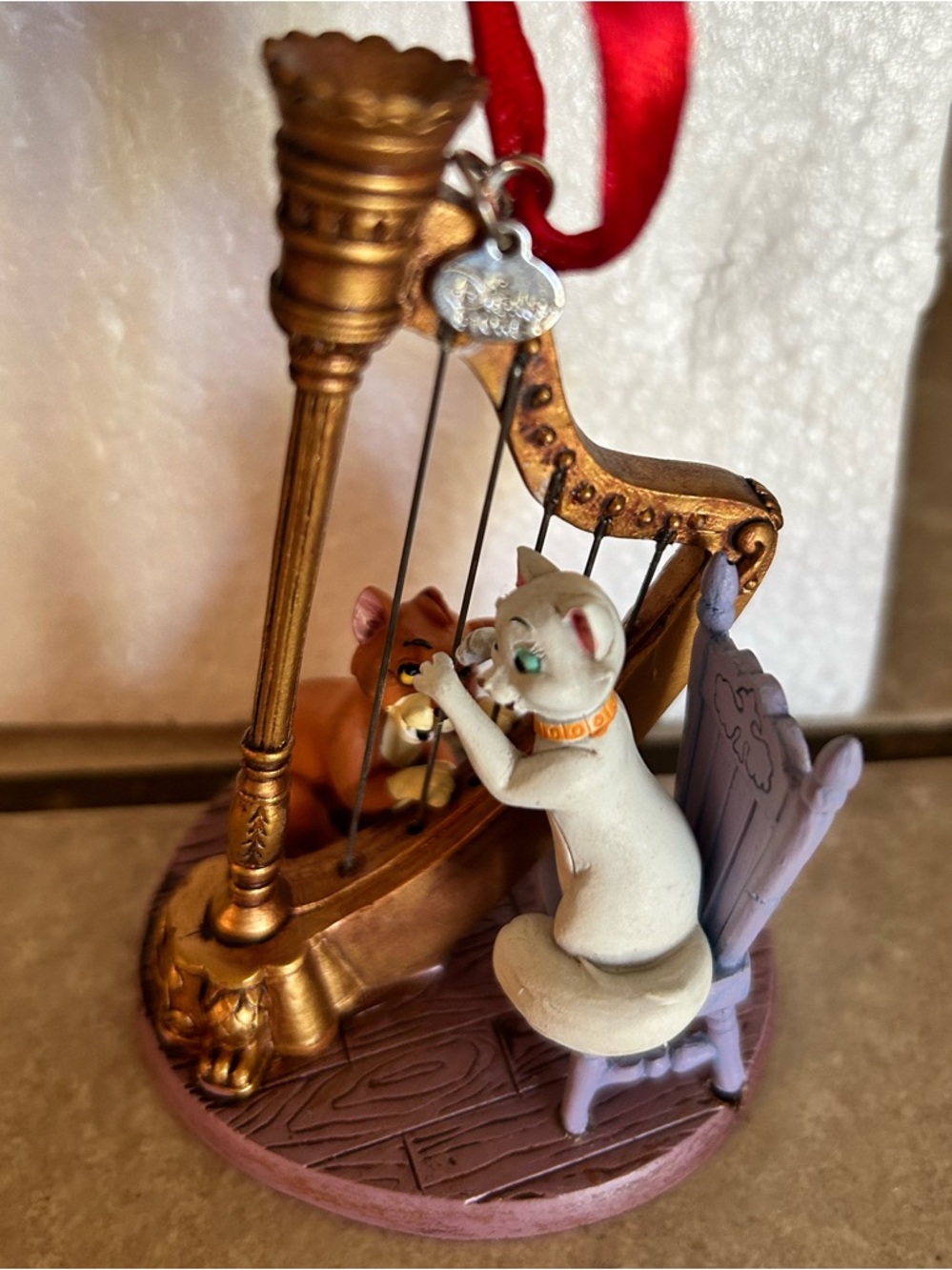 Disney Sketchbook Ornament Aristocats Duchess Playing Harp 2017 NEW - Picture 2 of 4